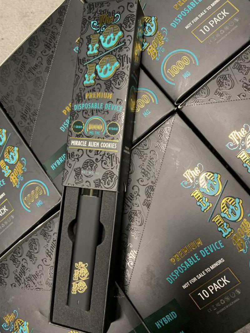 1010 boys Bars Disposable Vape