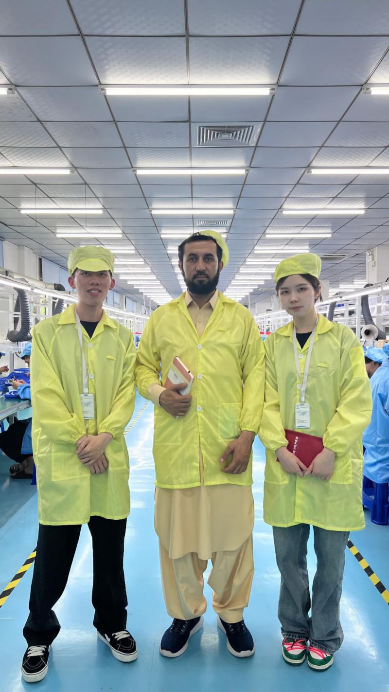 luckee or OEM Xmas (793d) 15000 Puffs Box