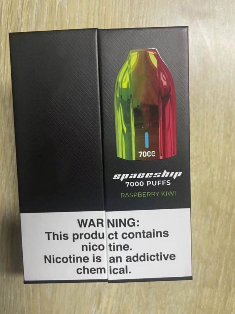 R & M Pens Aroma King Spaceship 7000 Puffs Disposable Vape