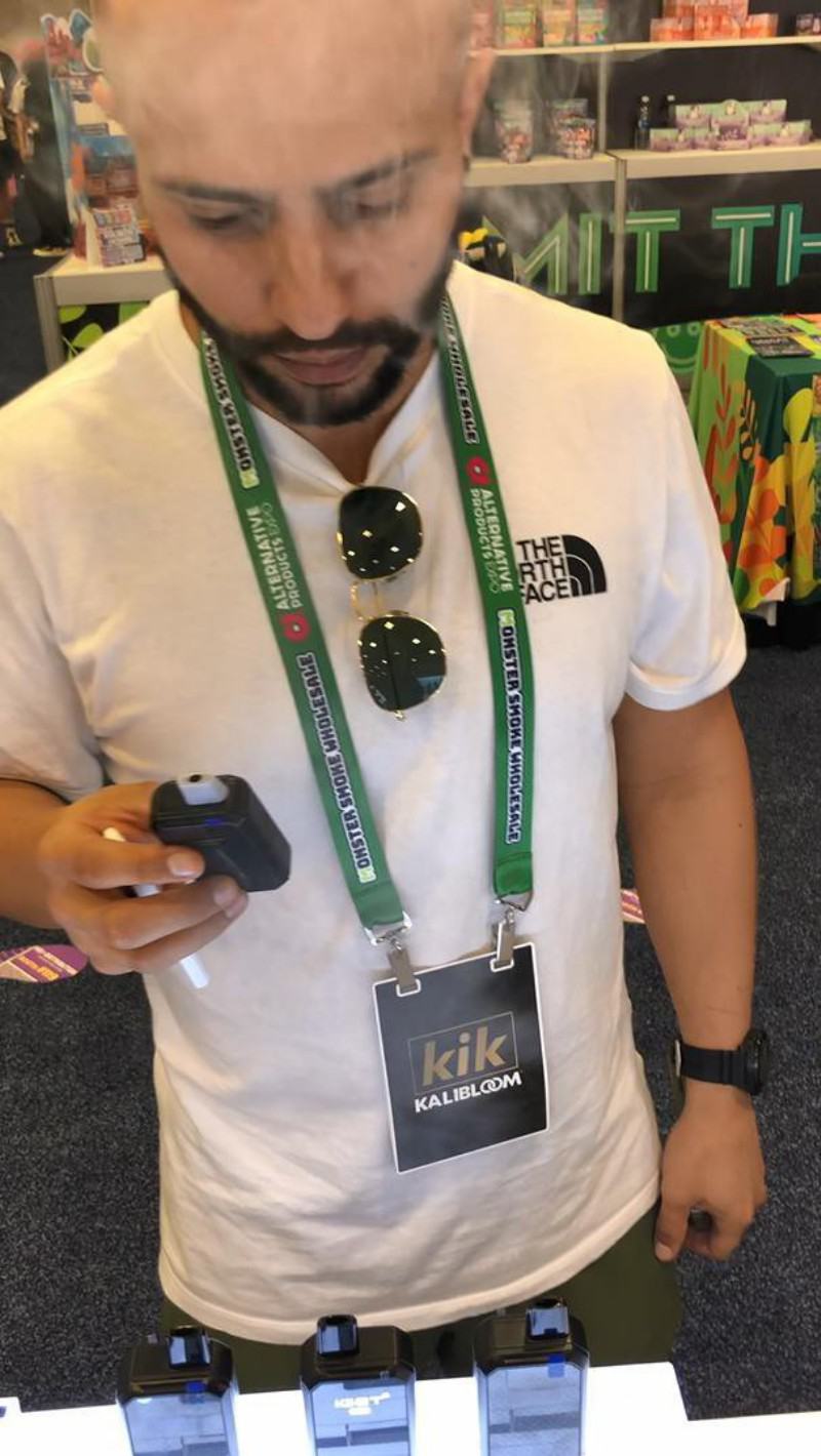 IGET Iget Star L 7000 Puffs Vape Rechargeable