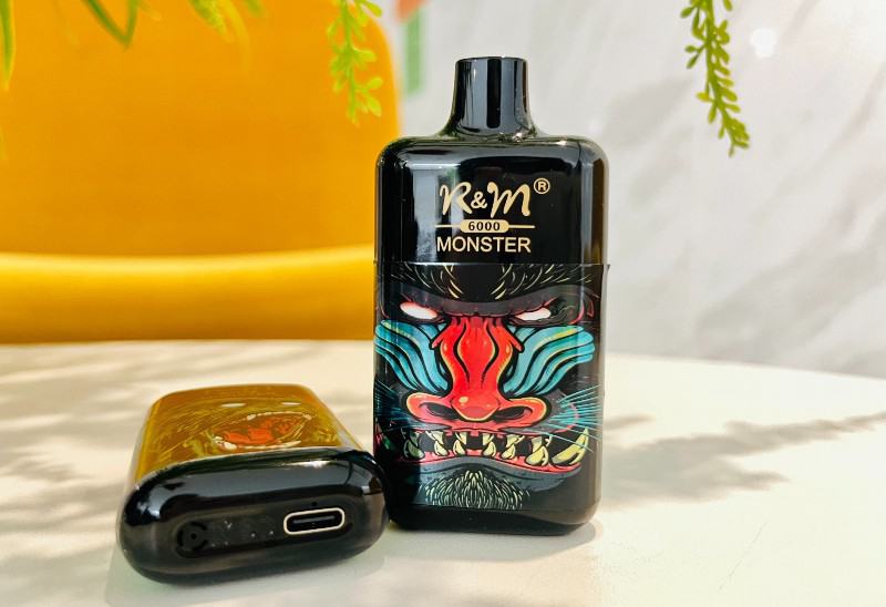 Smok Bars R&m Monster Disposable Pod 6000 Puffs