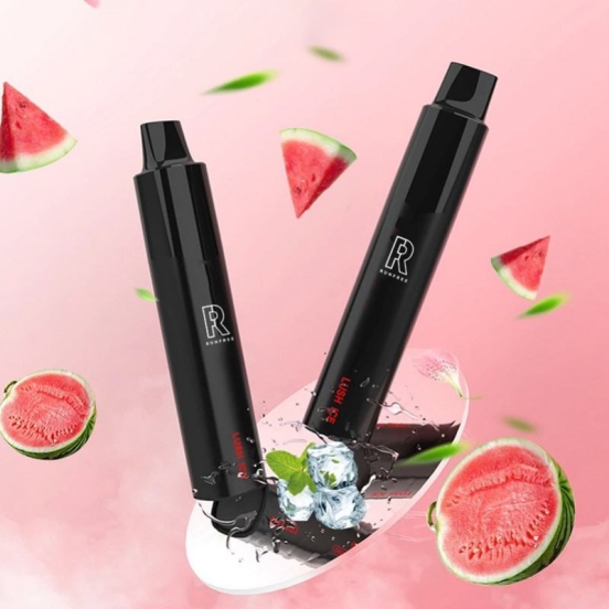 2024 Bulk Price Runfree Rp15 4000 Puffs Vape Big Puff Pens Plus